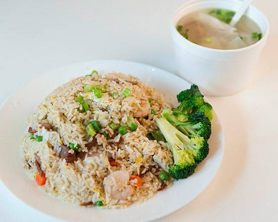 Speical Fried Rice (Soya Sauce) 特别饭